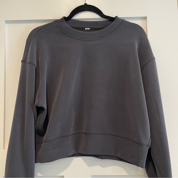 Lululemon Softstreme Perfectly Oversized Cropped Crew - Picture 7 of 8